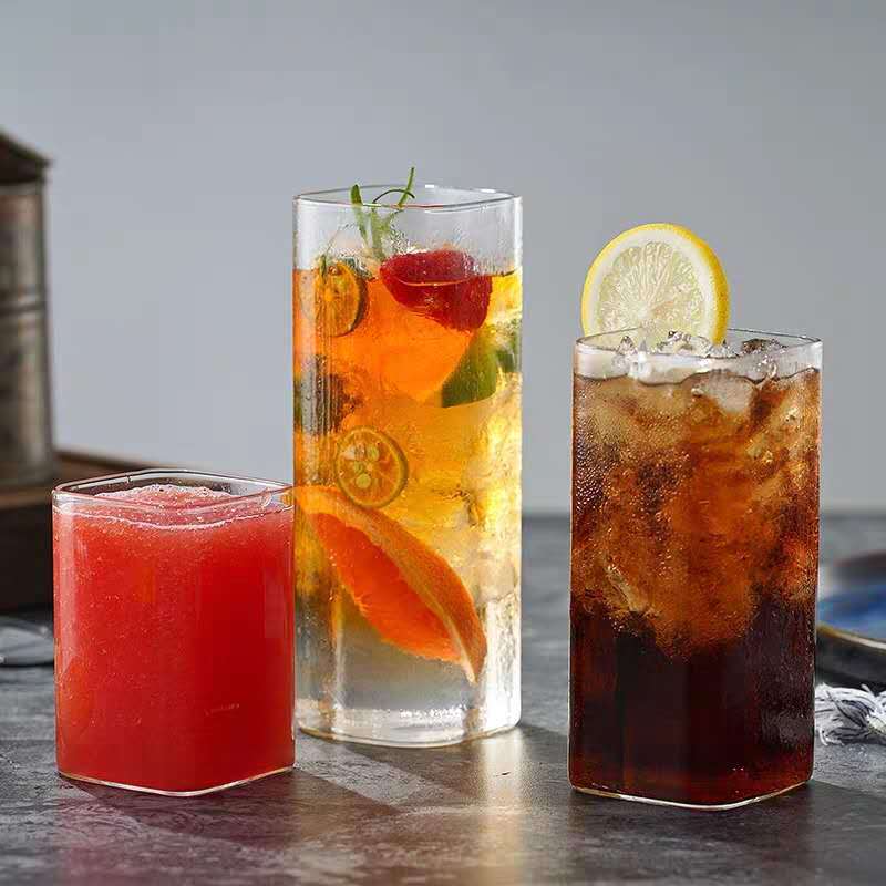 مربع گلاس کپ کے استعمال